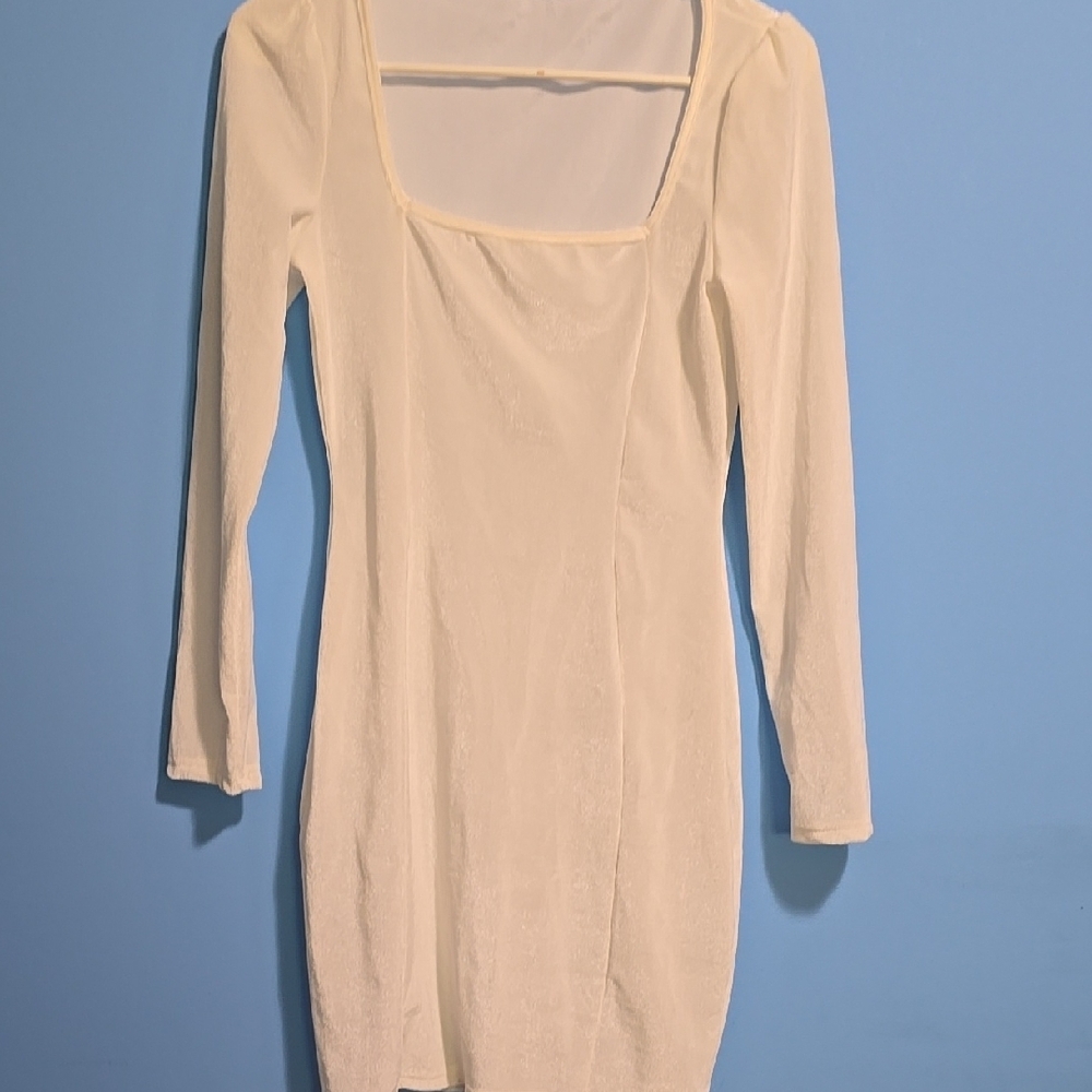 Elegant Cream Long Sleeve Dress